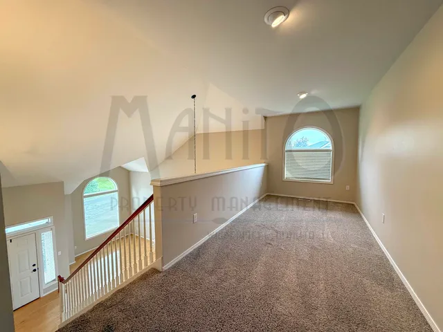 $2,900 | 1816 South Viewcrest Lane, Spokane, WA 99212