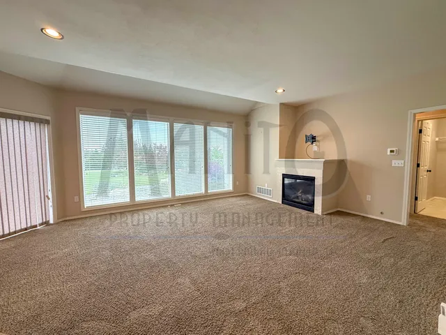 $2,900 | 1816 South Viewcrest Lane, Spokane, WA 99212