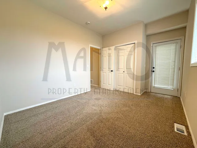 $2,900 | 1816 South Viewcrest Lane, Spokane, WA 99212