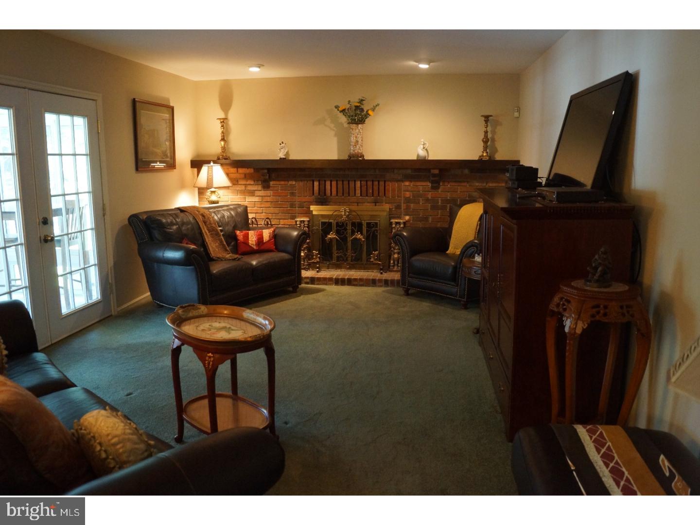 205 Conover Road Princeton Junction, NJ 08550 - Photo 10 of 25 Family Room