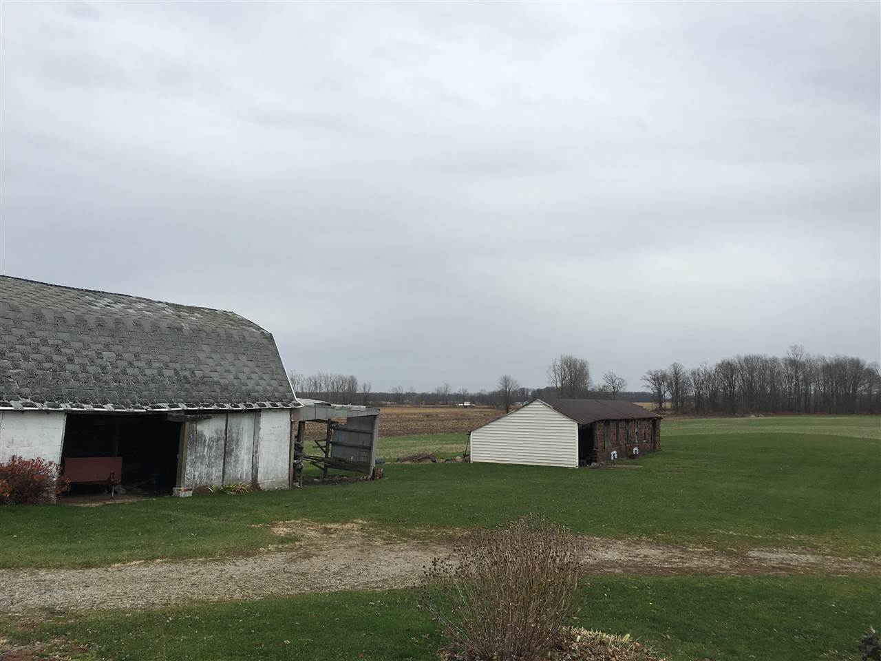 6116 Morrice Road Perry, MI 48872 - Photo 14 of 15 31271031-13.JPG