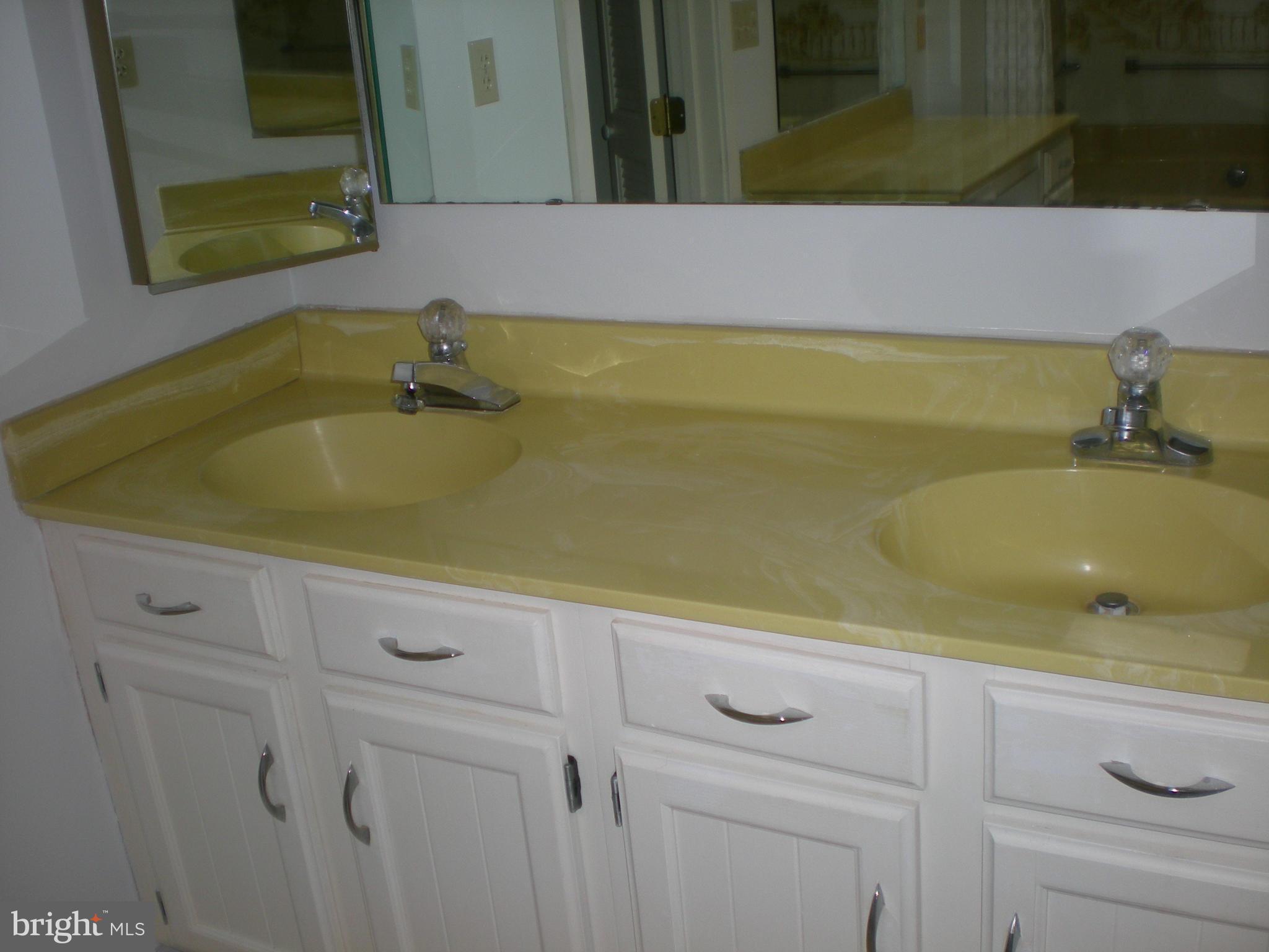 15127 Trail Ridge Road Southwest Cumberland, MD 21502 - Photo 10 of 15 Bath (Master)