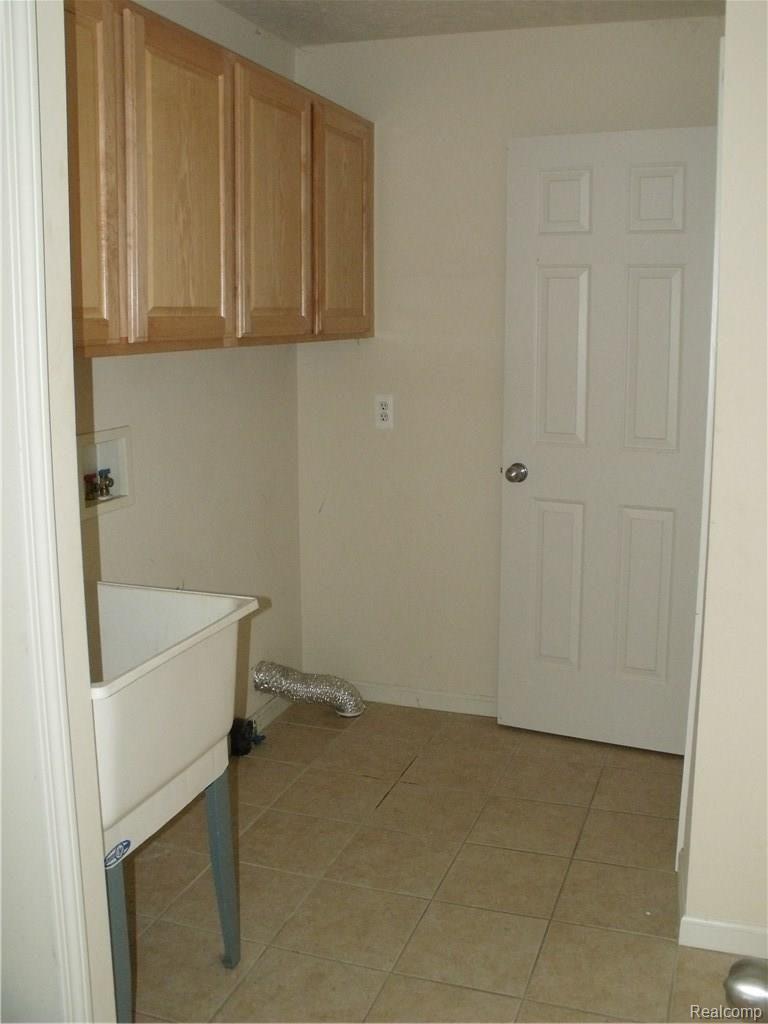 3036 Ridley Way Howell, MI 48843 - Photo 31 of 31 DSCF8613.JPG