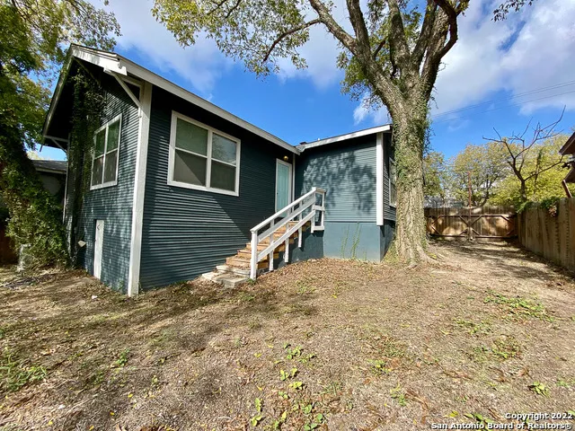 $1,650 | 828 Dakota Street, San Antonio, TX 78203