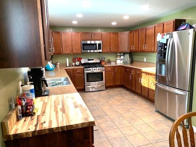 1514 Sunset Drive Rochester, IN 46975 - Photo 2 of 21 Gallery Image 2