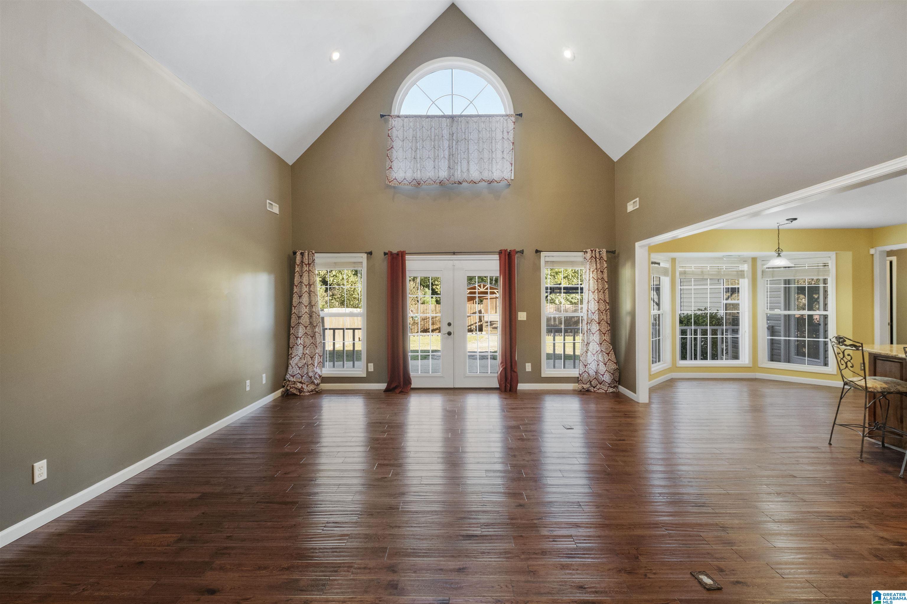 321 Brown Lane Boaz, AL 35956 - Photo 8 of 40