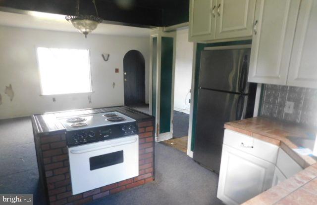 1450 Glassboro Road Wenonah, NJ 08090 - Photo 4 of 12 Gallery Image 4