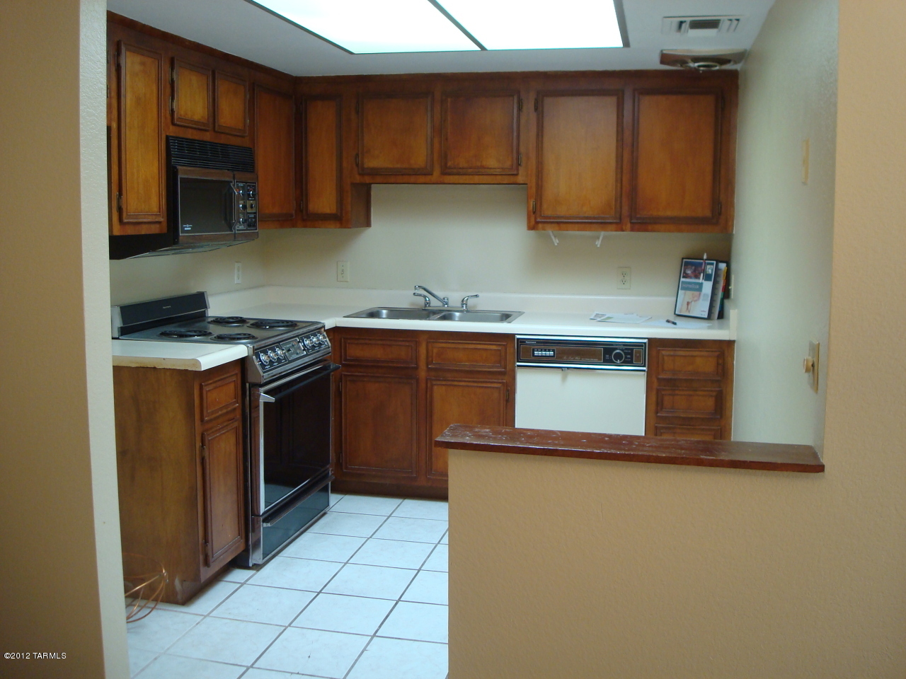 8267 North Oracle Road, Unit 240 Tucson, AZ 85704 - Photo 5 of 15