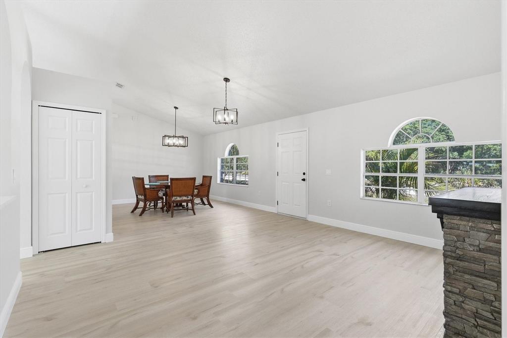 18063 Parrot Road Weeki Wachee, FL 34614 - Photo 7 of 52