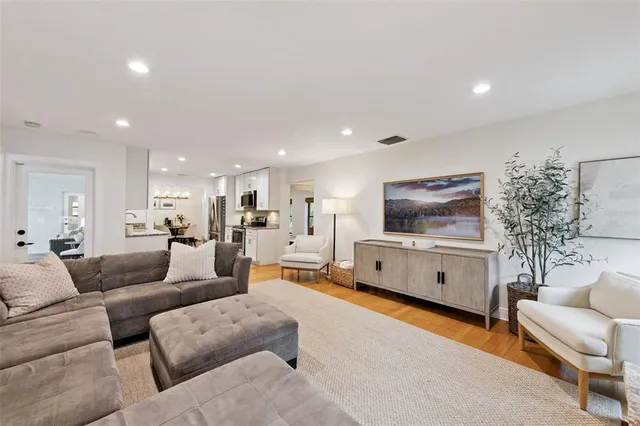 $689,000 | 4019 Quenita Drive, Winter Park, FL 32792