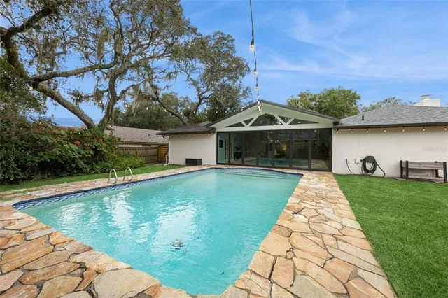 $689,000 | 4019 Quenita Drive, Winter Park, FL 32792