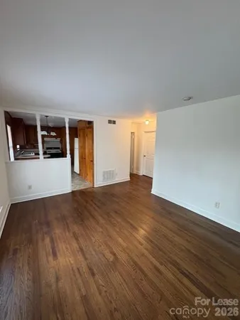 $1,350 | 2929 Amity Garden Court, Charlotte, NC 28205