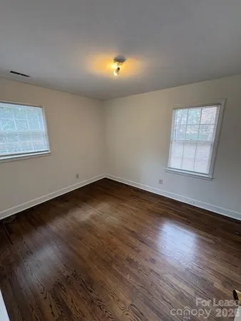 $1,350 | 2929 Amity Garden Court, Charlotte, NC 28205