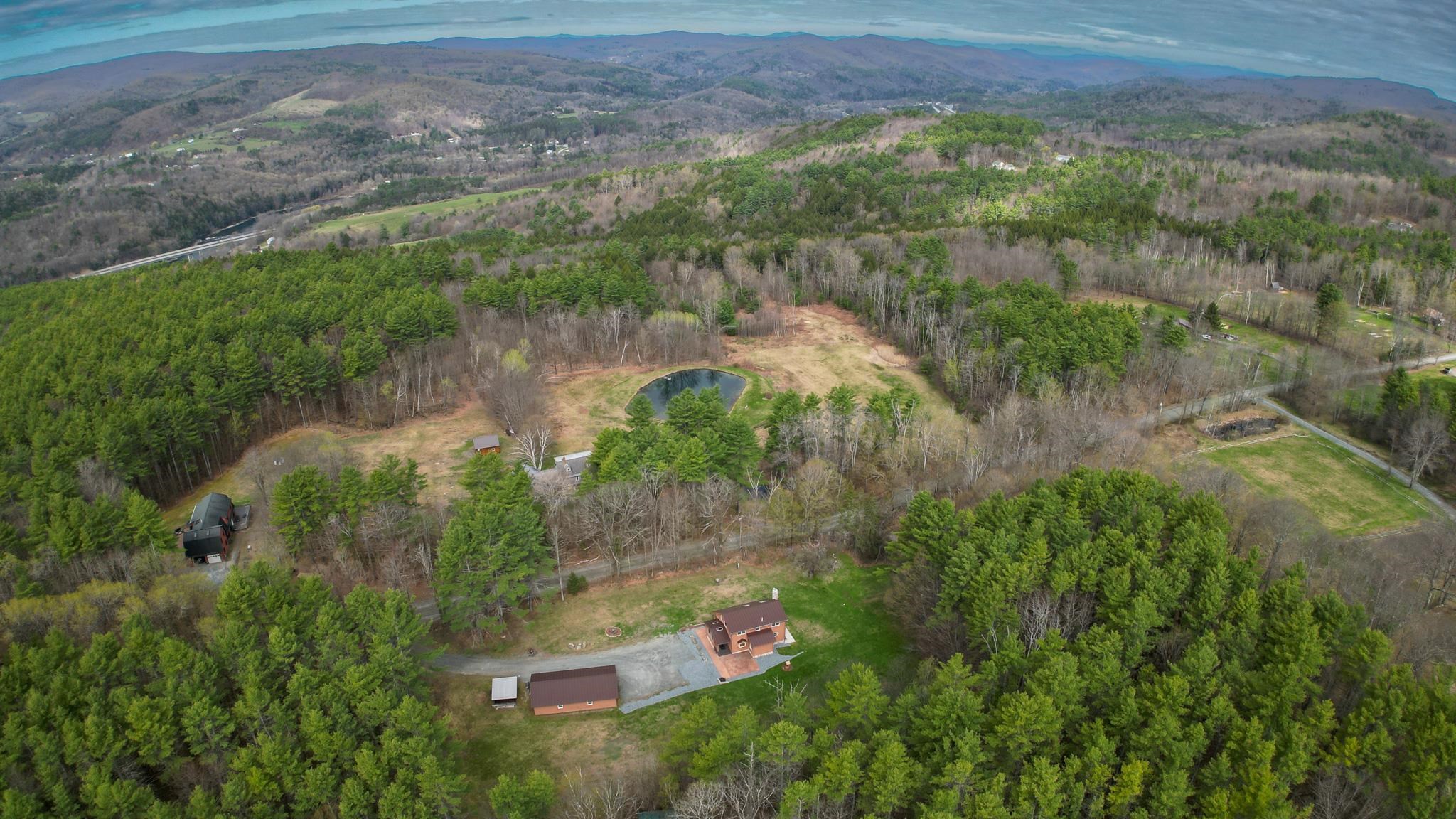 1209 Wildlife Road Hartford, VT 05001 - Photo 46 of 51