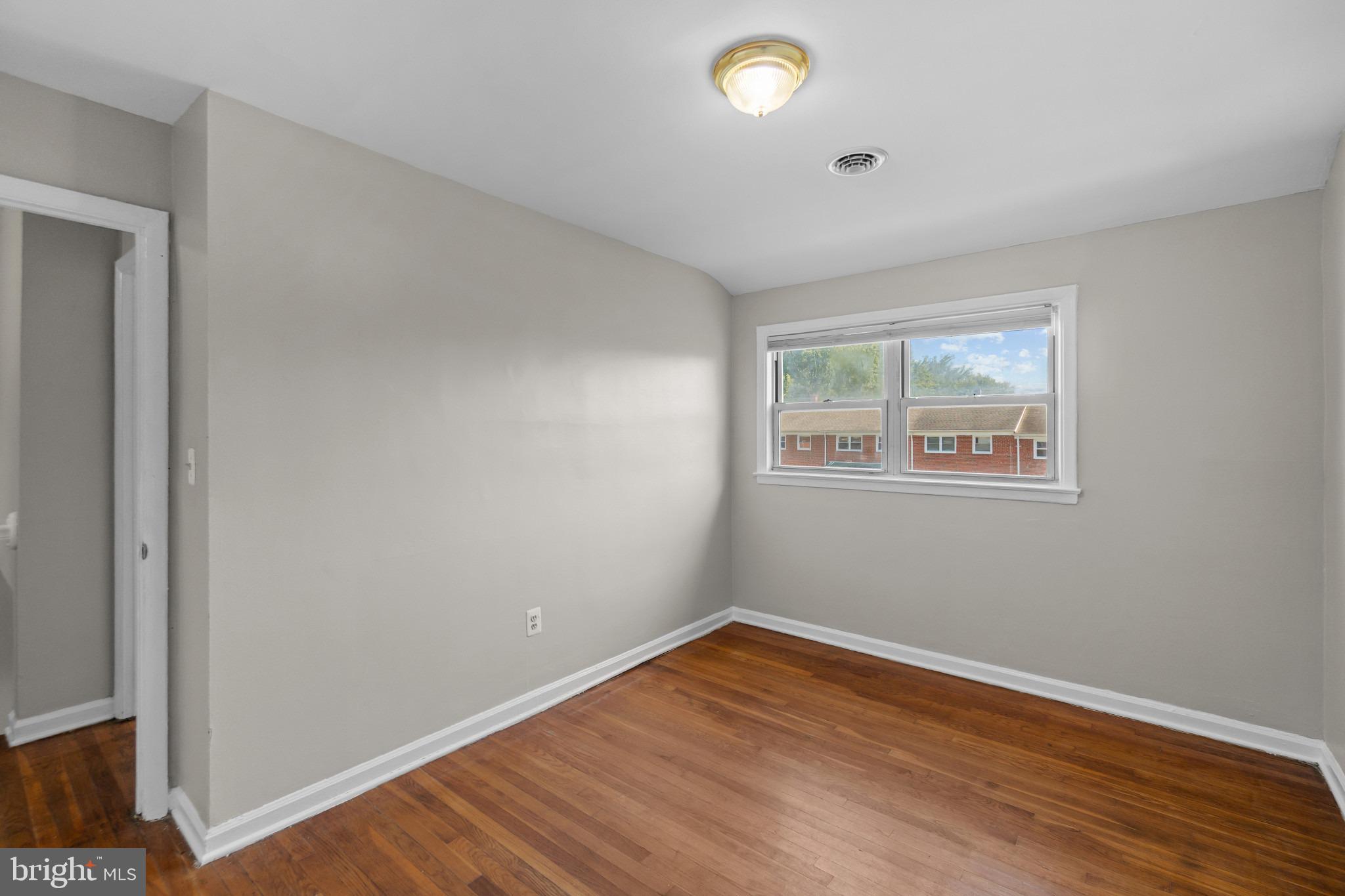 136 Bladen Road Essex, MD 21221 - Photo 16 of 30 Gallery Image 16