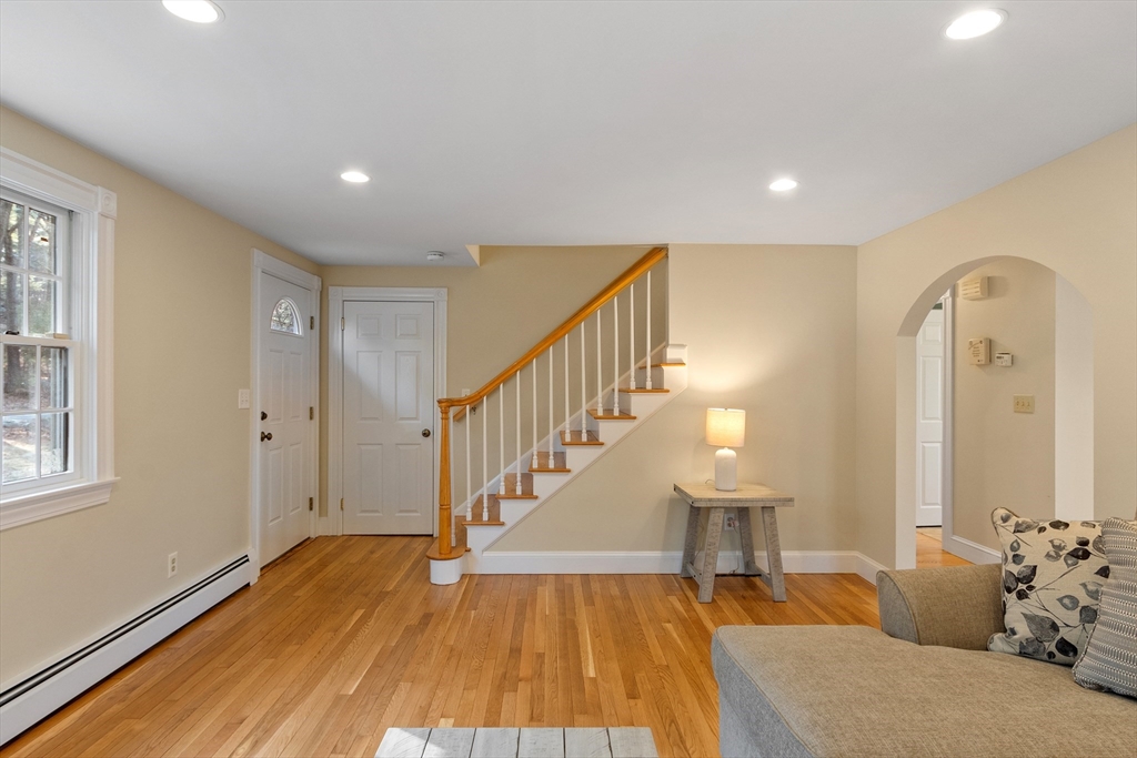 33 Craggs Road Harvard, MA 01451 - Photo 13 of 27