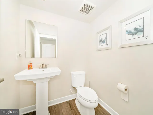 $564,768 | 5609 Greenpoint Lane, Upper Marlboro, MD 20772