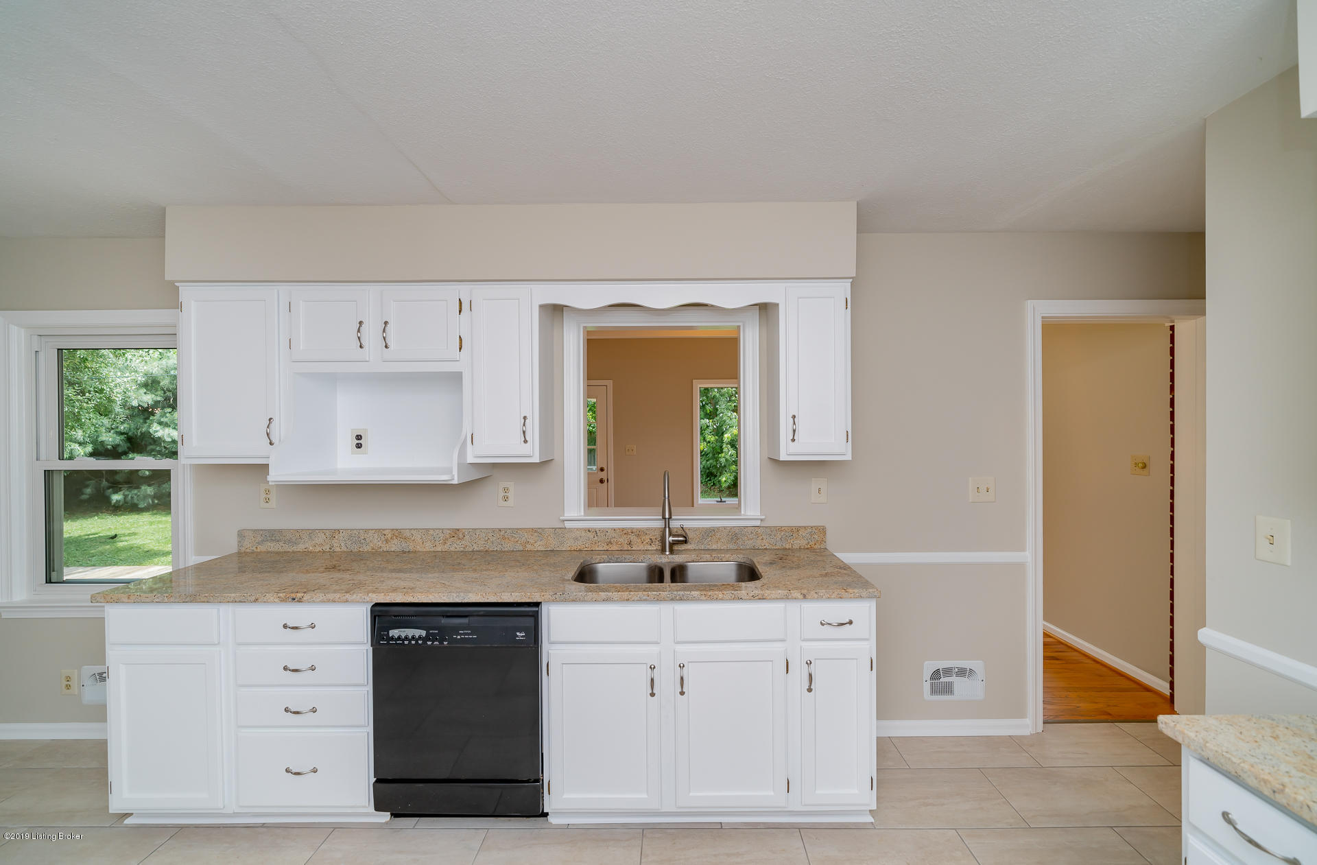 3813 Chatham Road Louisville, KY 40218 - Photo 28 of 46 3813 Chatham Rd L-23