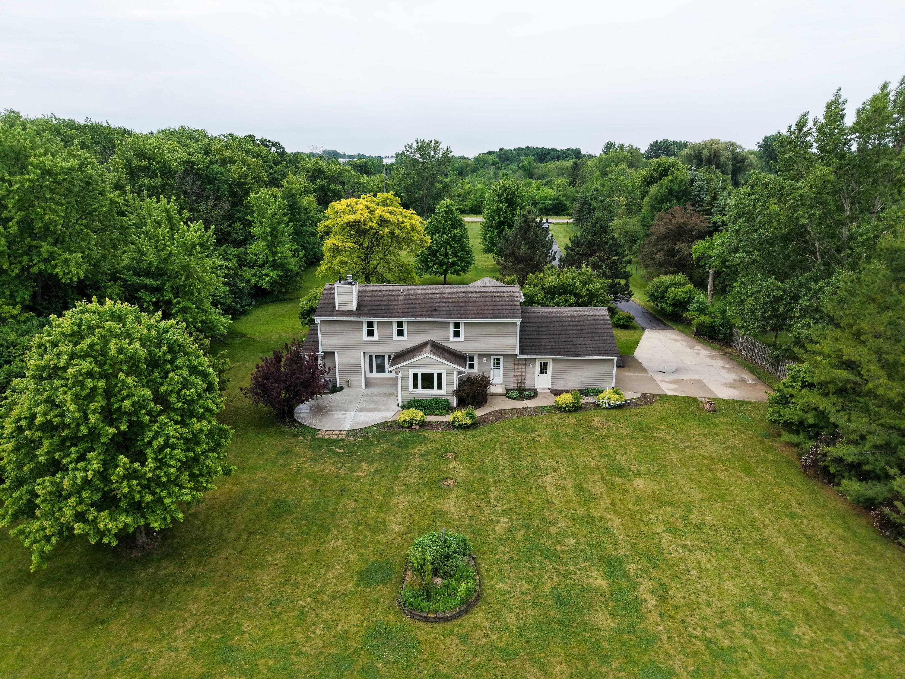 12918 Bell Road Caledonia, WI 53108 - Photo 59 of 61 Aerial