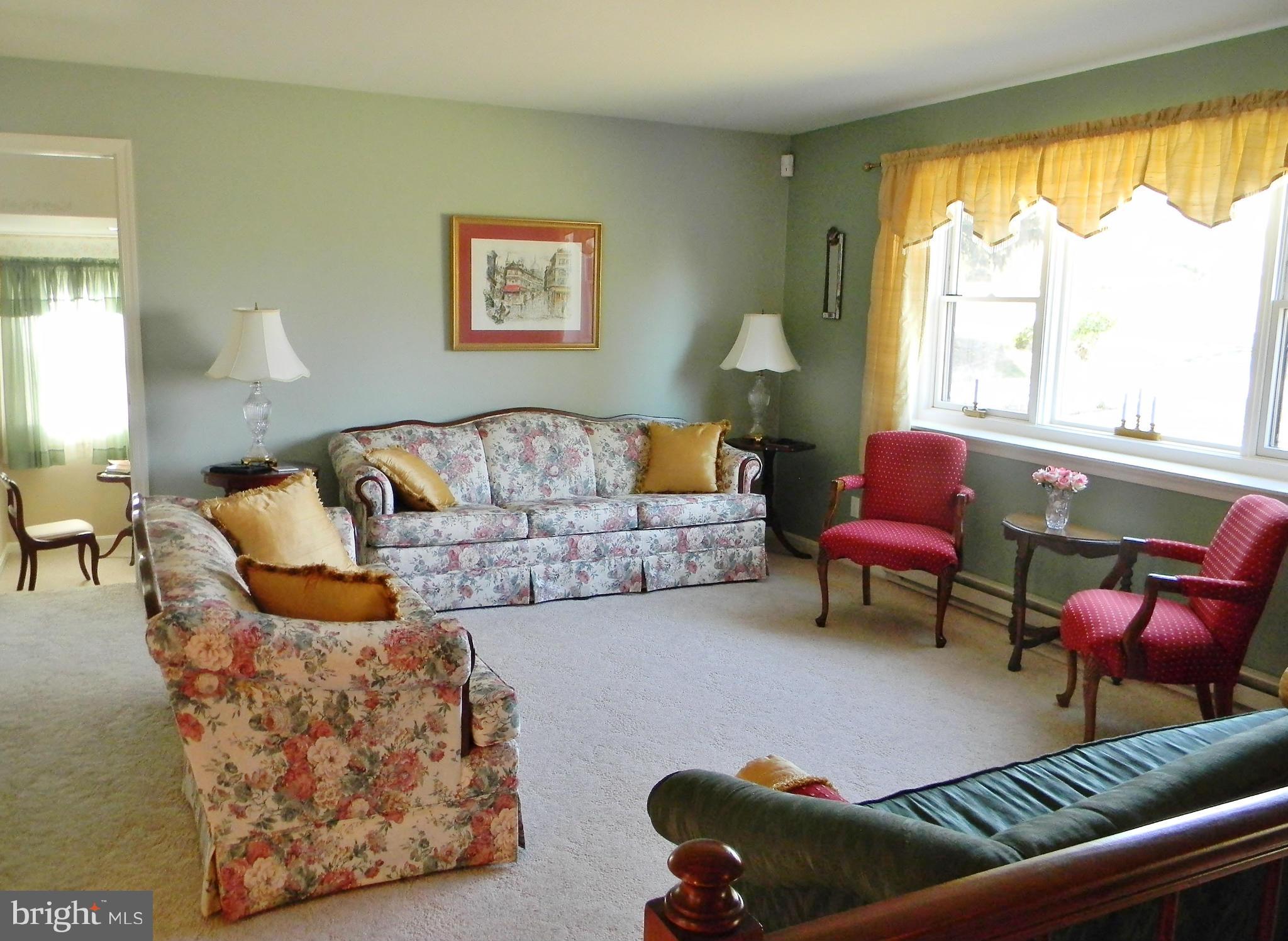 6150 Telegraph Road Elkton, MD 21921 - Photo 6 of 22 Living Room
