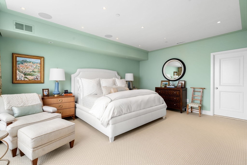 2 Commonwealth Avenue, Unit PH 3/4 Boston, MA 02215 - Photo 24 of 29