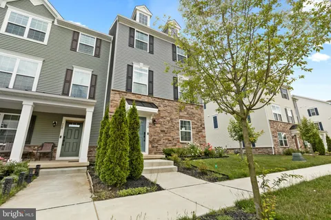 $469,900 | 718 Kalmar Lane, Middletown, DE 19709