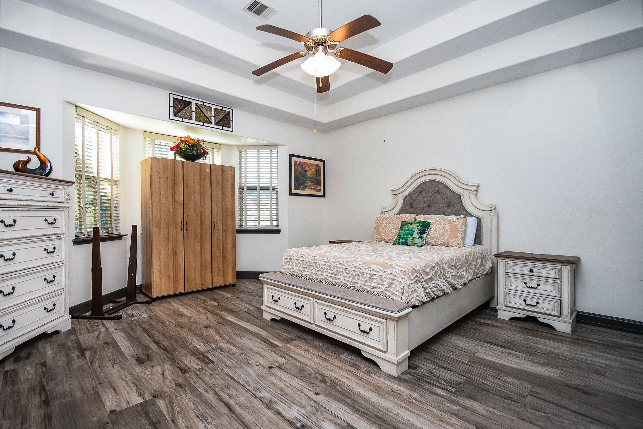 4331 Estes Ridge Lane Katy, TX 77493 - Photo 16 of 42 a bedroom with a bed and a closet