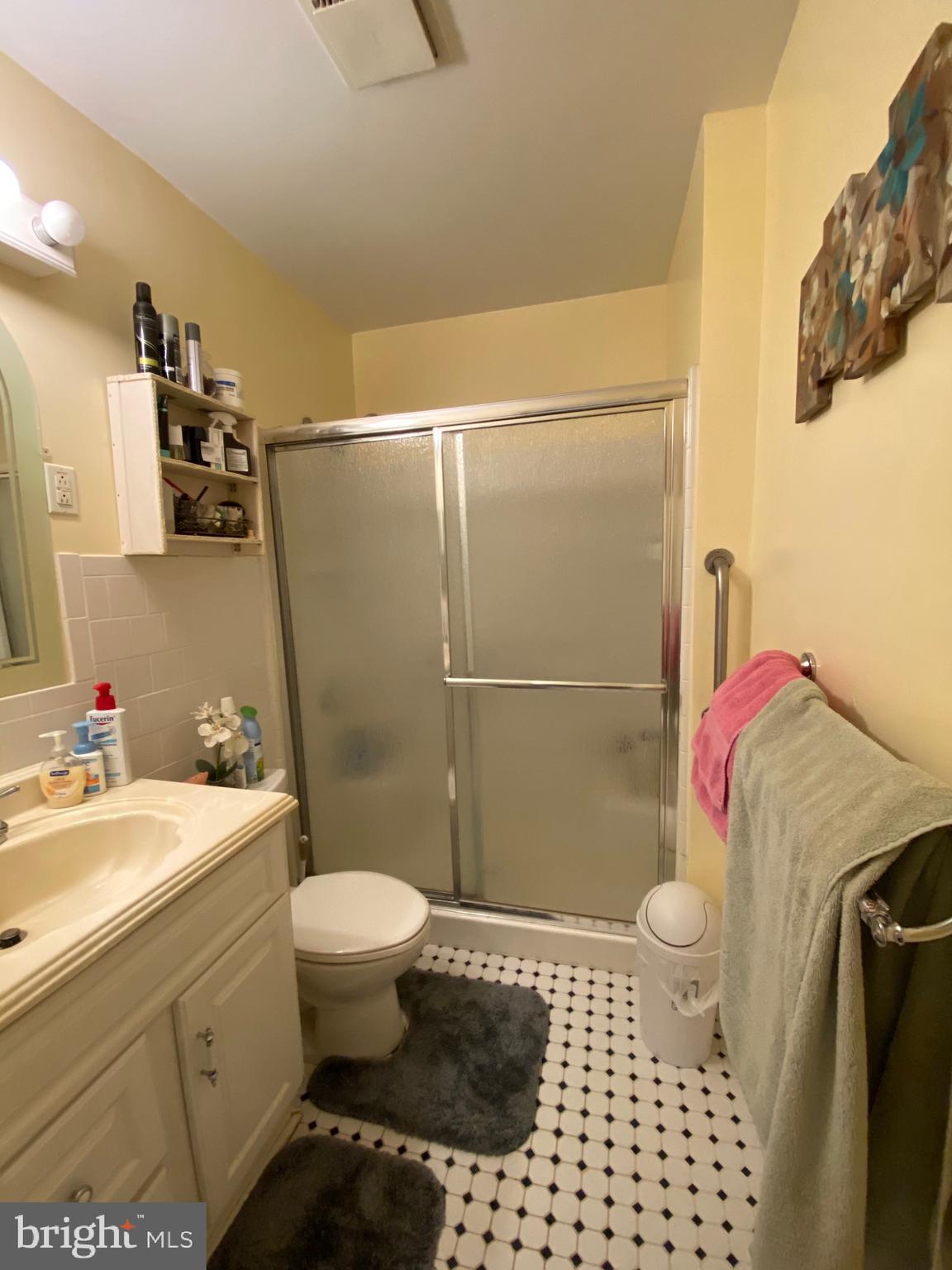 2522 Wentworth Road Baltimore, MD 21234 - Photo 11 of 23 Gallery Image 11