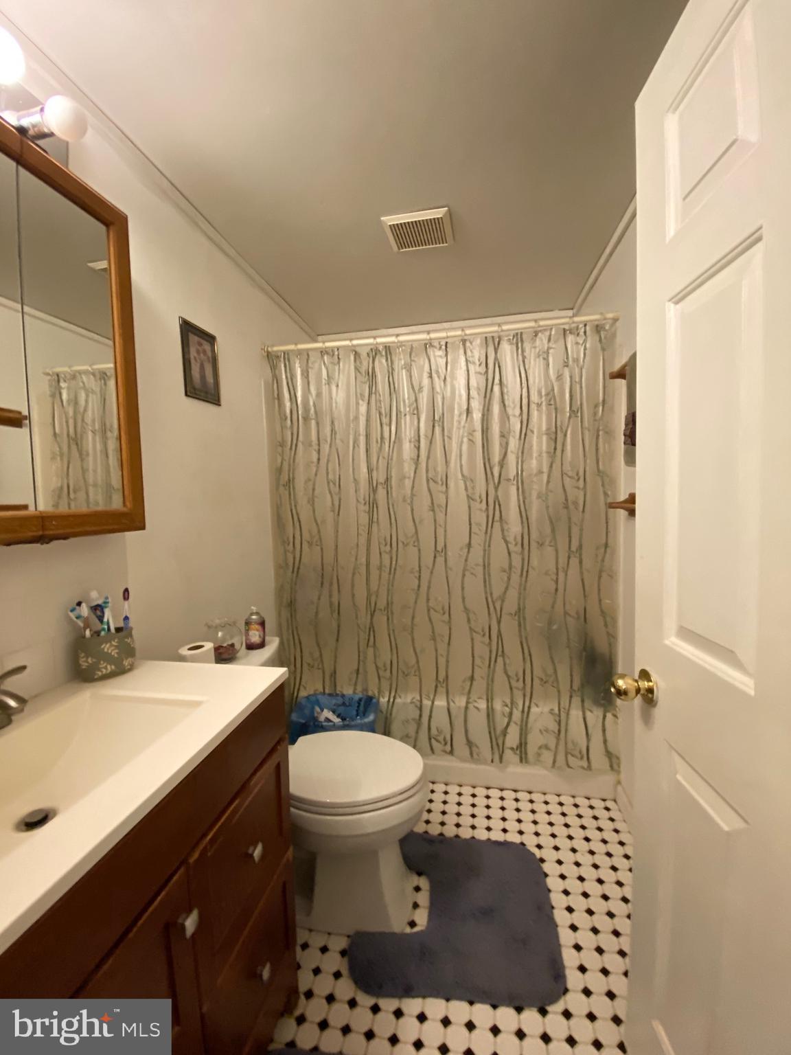 2522 Wentworth Road Baltimore, MD 21234 - Photo 16 of 23 Gallery Image 16