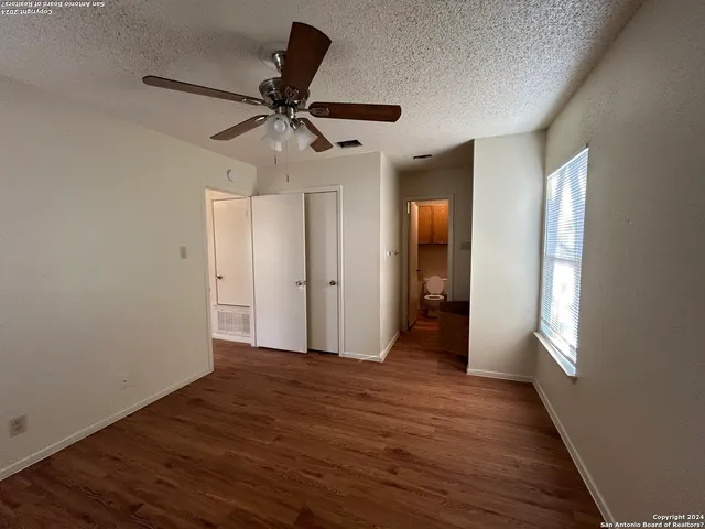 $1,195 | 14422 Waddesdon Bluff, San Antonio, TX 78233