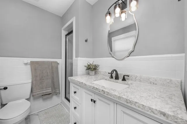 $2,500 | 1800 Foulis Drive, Pensacola, FL 32503