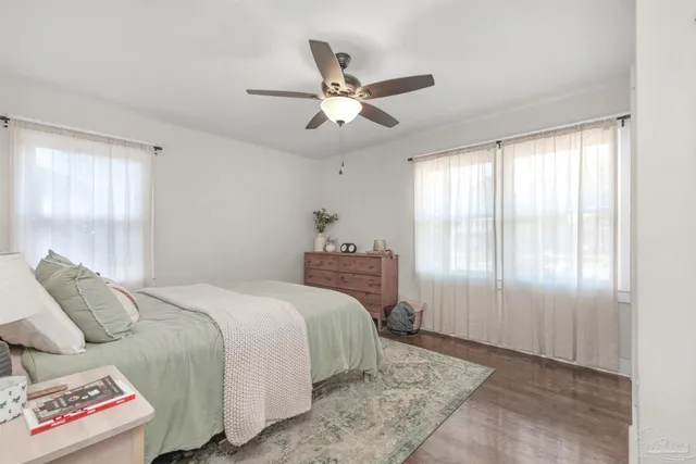 $2,500 | 1800 Foulis Drive, Pensacola, FL 32503