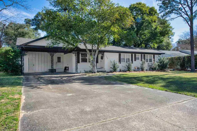 $2,500 | 1800 Foulis Drive, Pensacola, FL 32503
