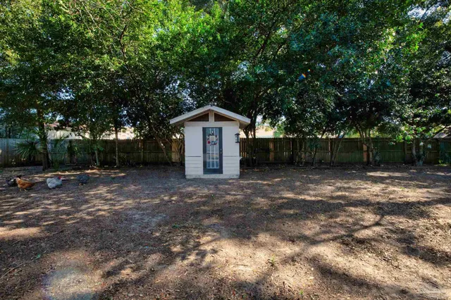 $2,500 | 1800 Foulis Drive, Pensacola, FL 32503