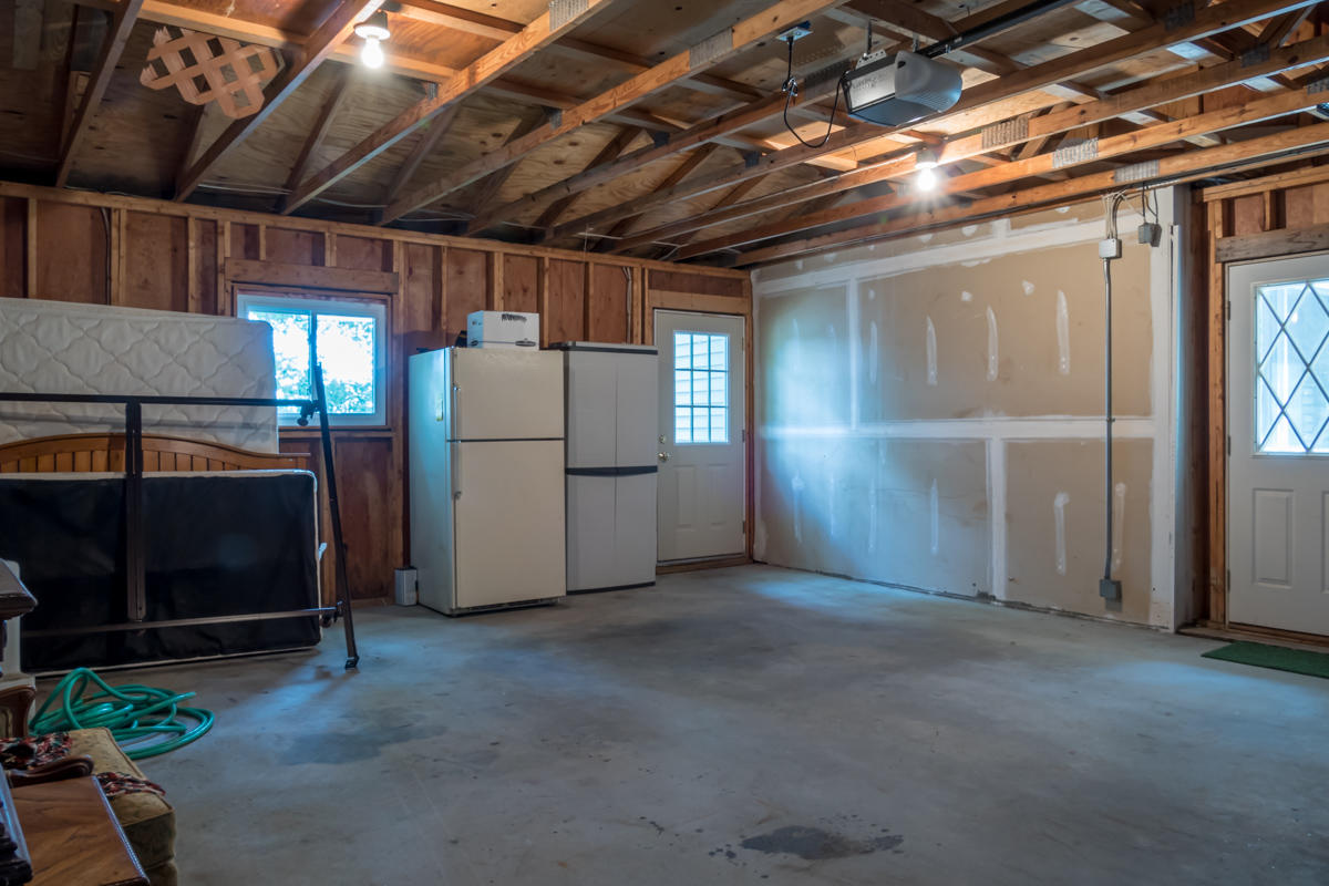 166 Lyons Point Road Gray, ME 04071 - Photo 41 of 42 41-Garage (2 of 2)