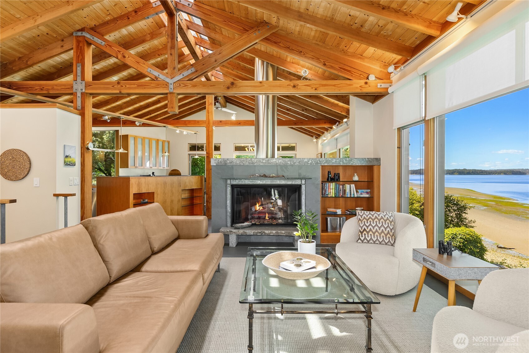 16221 Reitan Road Northeast Bainbridge Island, WA 98110 - Photo 12 of 40