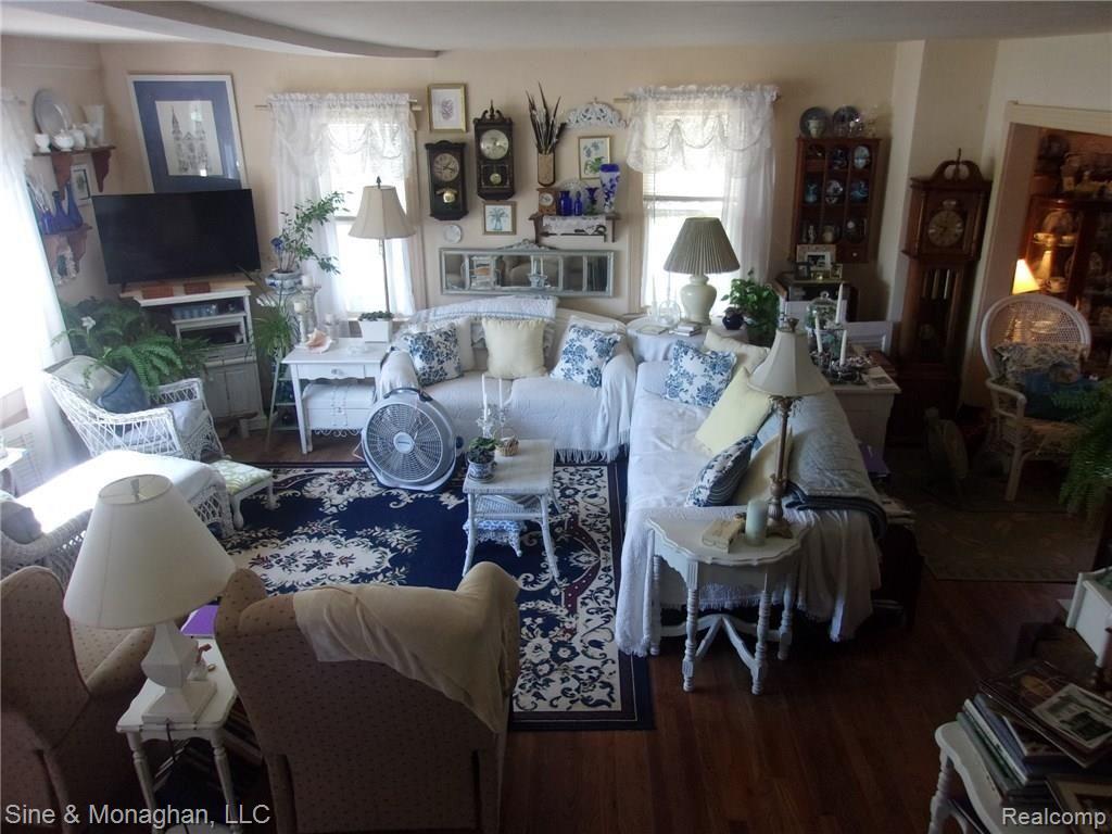 5244 Pointe Tremble Road Algonac, MI 48001 - Photo 19 of 24 101_7803.JPG