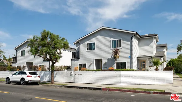 $2,197,500 | 1135 Leighton Avenue, Los Angeles, CA 90037