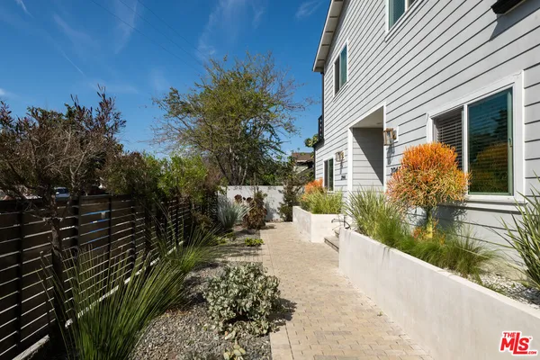 $2,197,500 | 1135 Leighton Avenue, Los Angeles, CA 90037