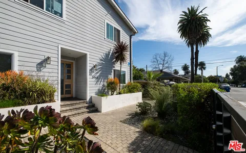 a view of a white building