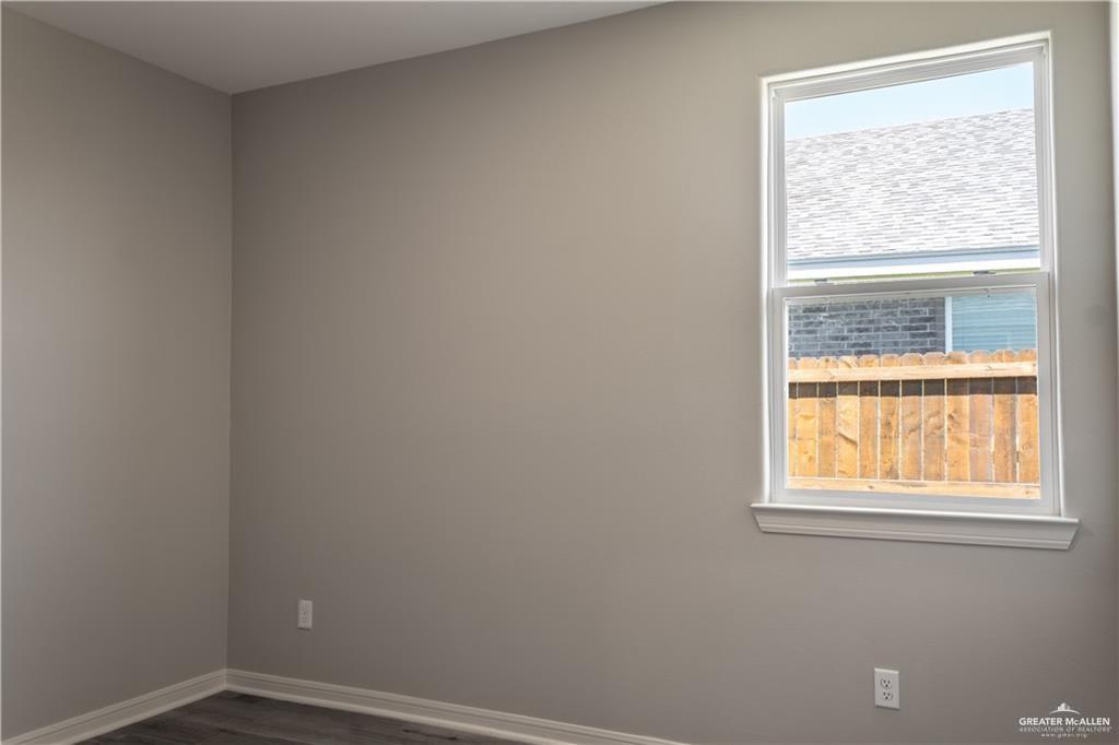 14224 Chalk Rdg Drive McAllen, TX 78504 - Photo 16 of 21