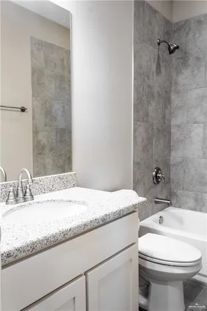 $2,400 | 14224 Chalk Rdg Drive, McAllen, TX 78504