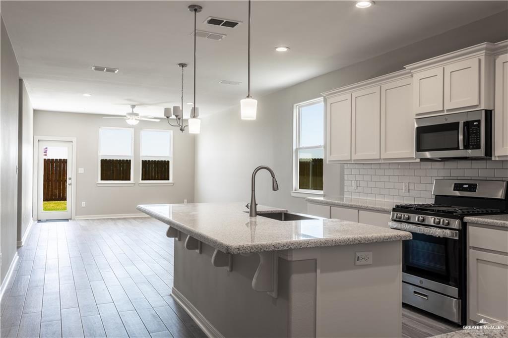 14224 Chalk Rdg Drive McAllen, TX 78504 - Photo 9 of 21