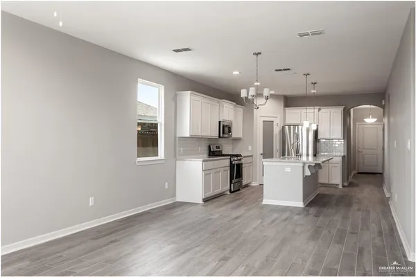 $2,400 | 14224 Chalk Rdg Drive, McAllen, TX 78504