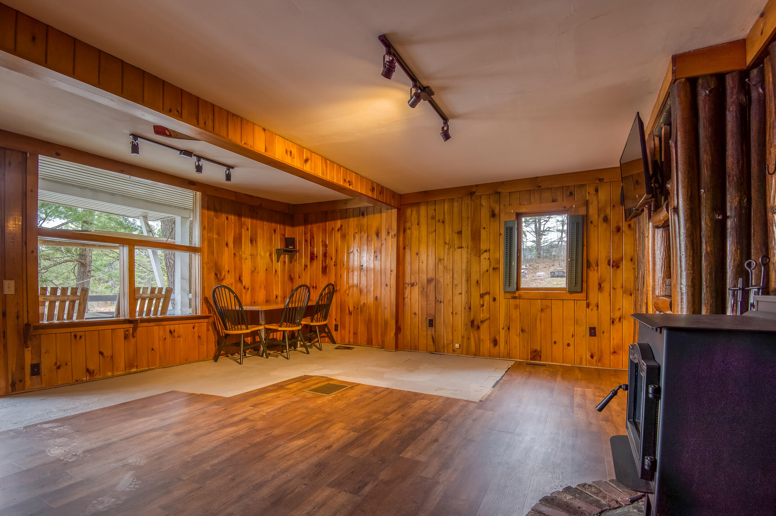336 Waterford Road Waterford, ME 04088 - Photo 18 of 49 _JRV4846_HDR