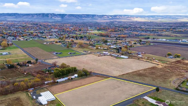 $365,000 | 2022 Wallula Avenue, Unit LOT 1, Walla Walla, WA 99362