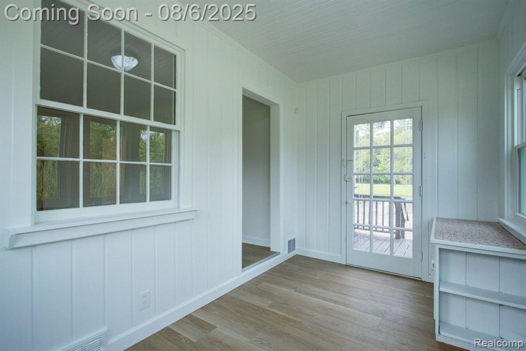 24898 Farmbrook Road Southfield, MI 48034 - Photo 6 of 24