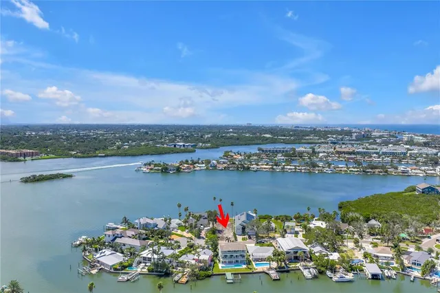 $1,249,900 | 315 10th Avenue North, Indian Rocks Beach, FL 33785