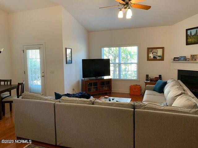 521 Azalea Drive Hampstead, NC 28443 - Photo 3 of 6 original (2)