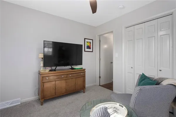 $475,000 | 1005 North Morse Avenue, Liberty, MO 64068